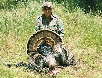 Richard Linrud with his trophy Tom.